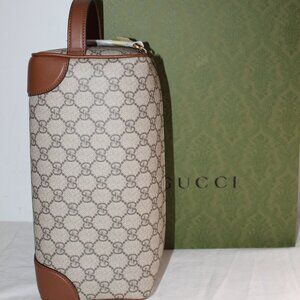 NEW Gucci Beauty Cosmetic Toiletry Bag GG Supreme Vanity Case Zip Top 821163